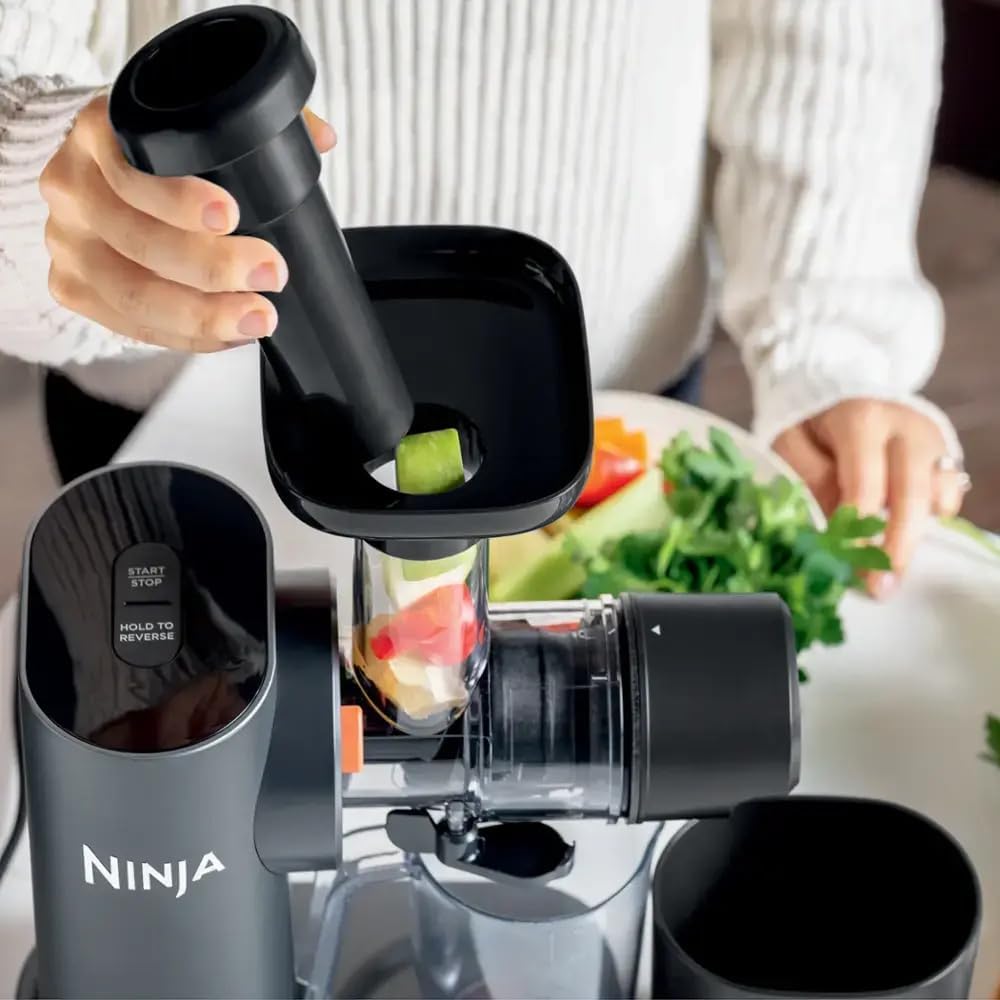 ninja-jc151-neverclog-cold-press-juicer--2.jpg